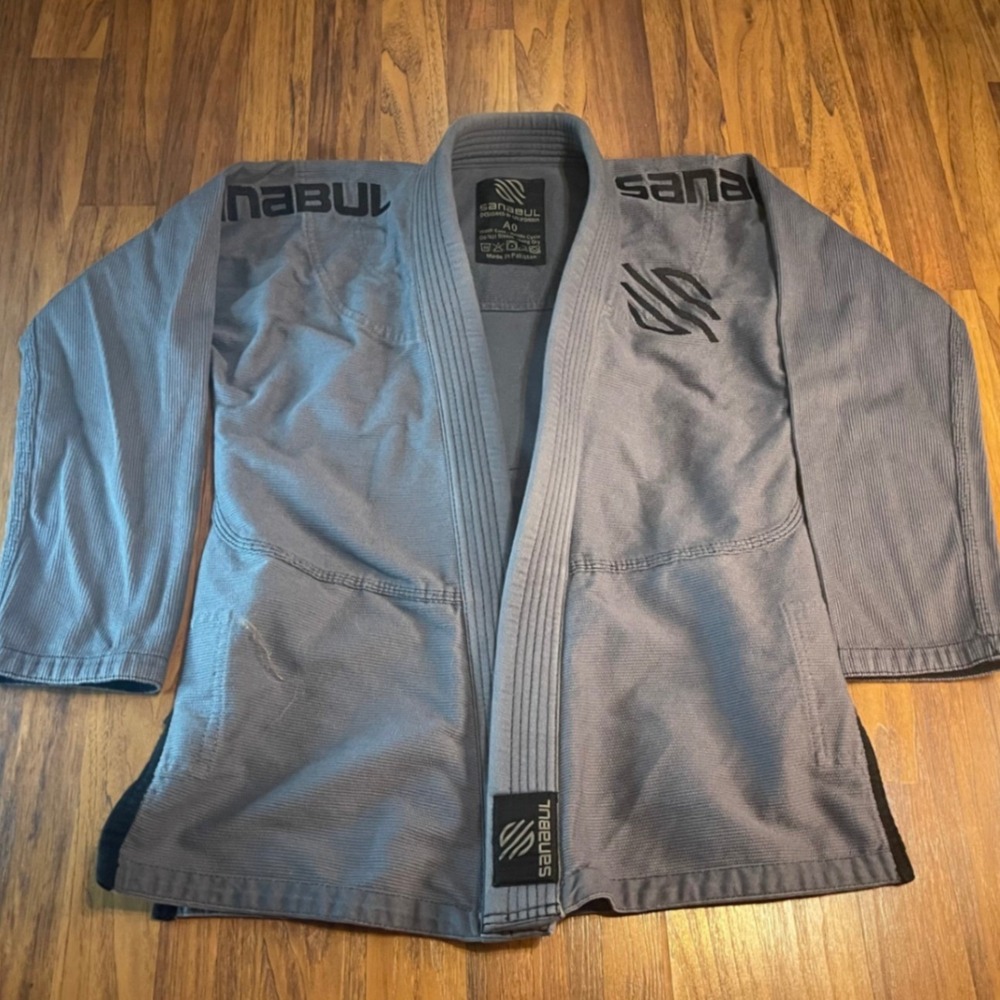 Sanabul BJJ Gi Top Jacket Grey SAS Team Eagle Patch Size A0 Brazilian Jiu Jitsu